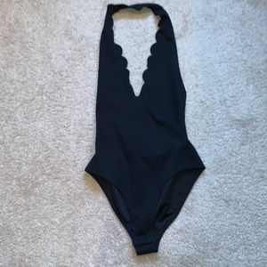 Scallop neck leotard